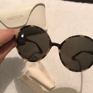Valentino Havana vintage sunglasses